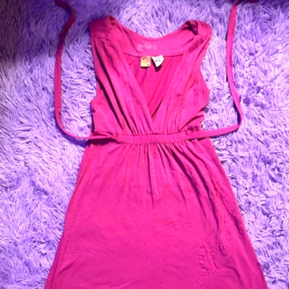Billabong pink dress Size Medium!